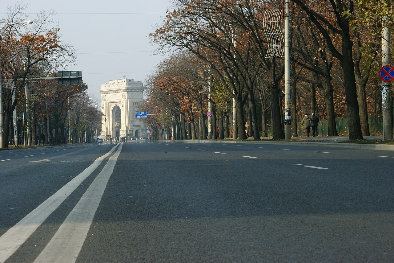 Arcul de Triumf monument
